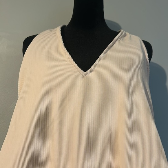 Aerie extra large, one piece women’s swimsuit  C - Picture 2 of 6